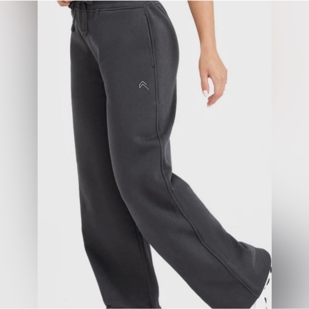 Oner Active Black Straight Leg Pants